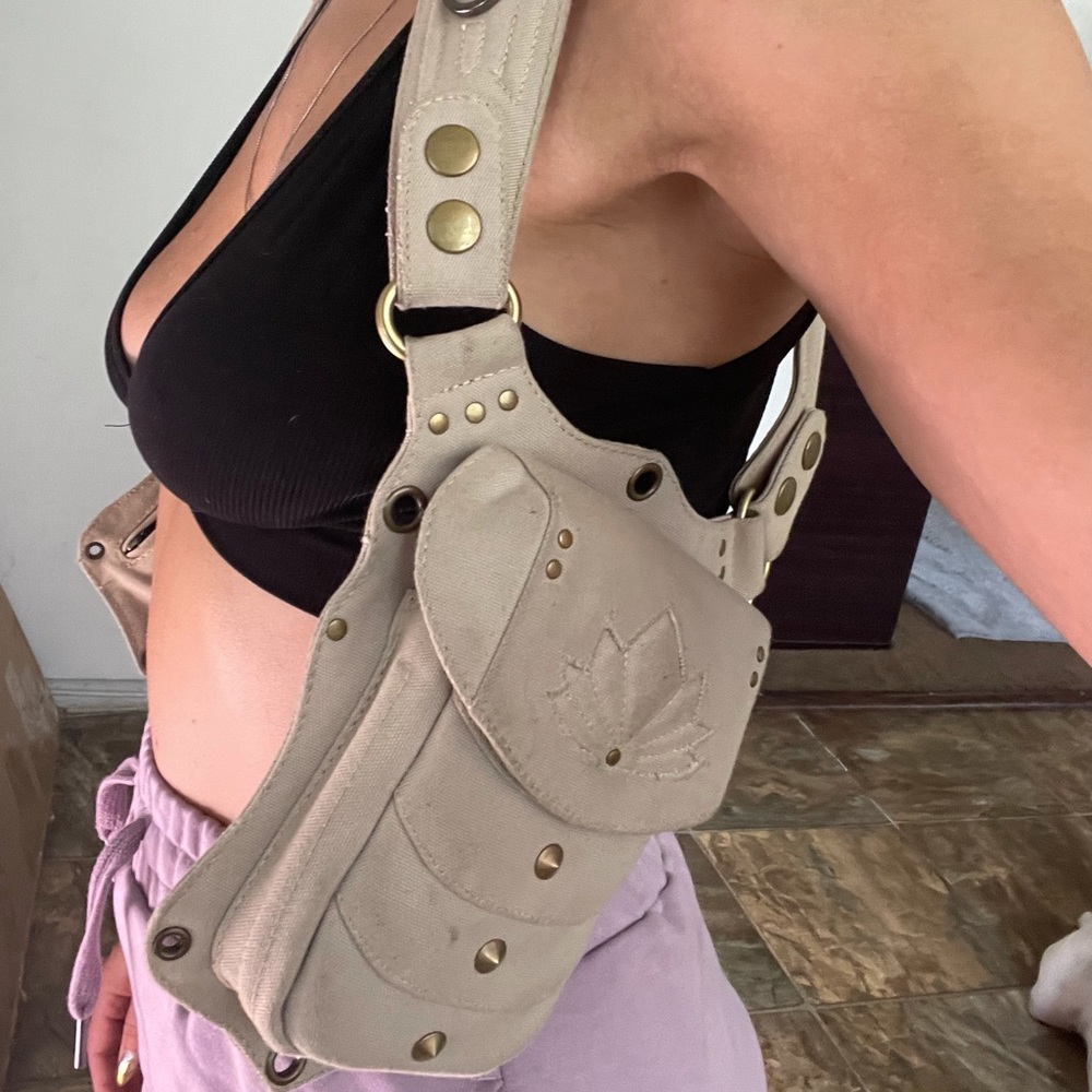 Idolwares Holster Bag /Purse